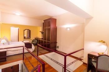 Fiesta Hotel & Casino