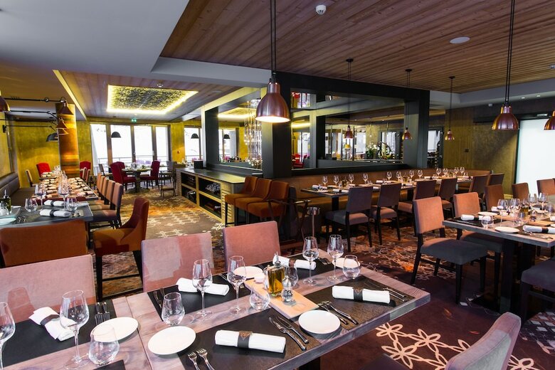 Hotel Taj-i Mah