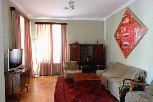 Apartment Lado Asatiani 60