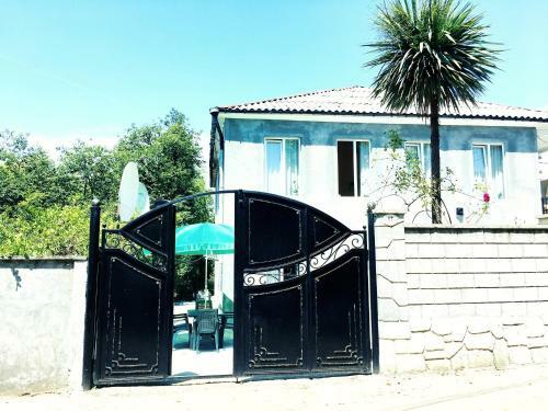 Hostal Guest House Maxim