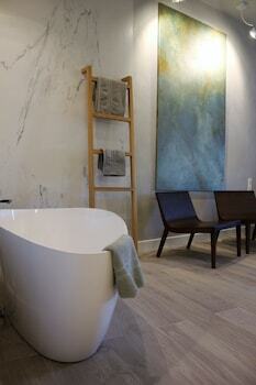 Bed & Breakfast Les Suites Massena
