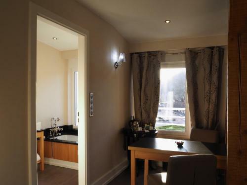 Hotel H�tel Le Beau Rivage