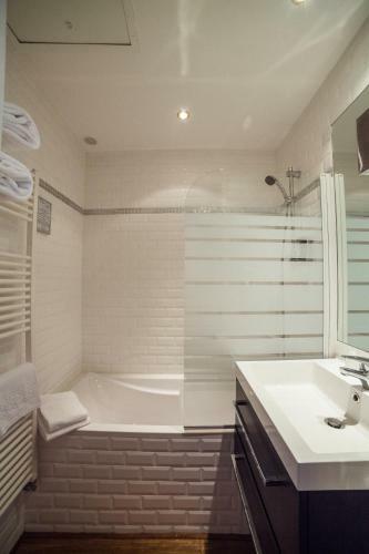 Hotel H�tel Le Beau Rivage