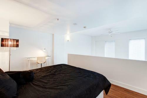 Palais-des-congr�s Furnished Apartments