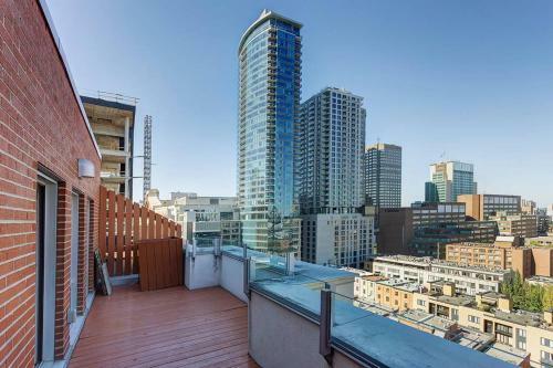 Palais-des-congr�s Furnished Apartments