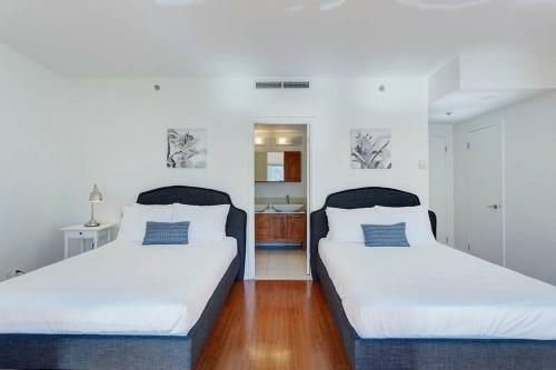 Palais-des-congr�s Furnished Apartments