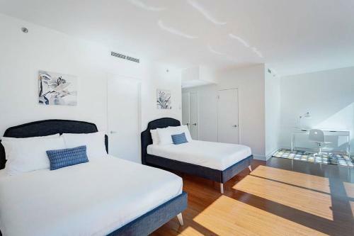 Palais-des-congr�s Furnished Apartments