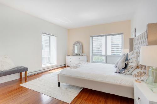 Palais-des-congr�s Furnished Apartments