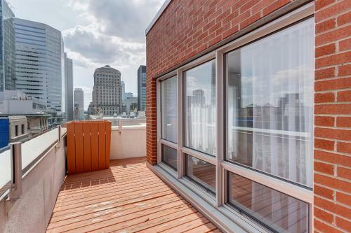 Palais-des-congr�s Furnished Apartments