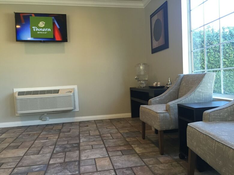 Hotel Anaheim Executive Inn & Suites