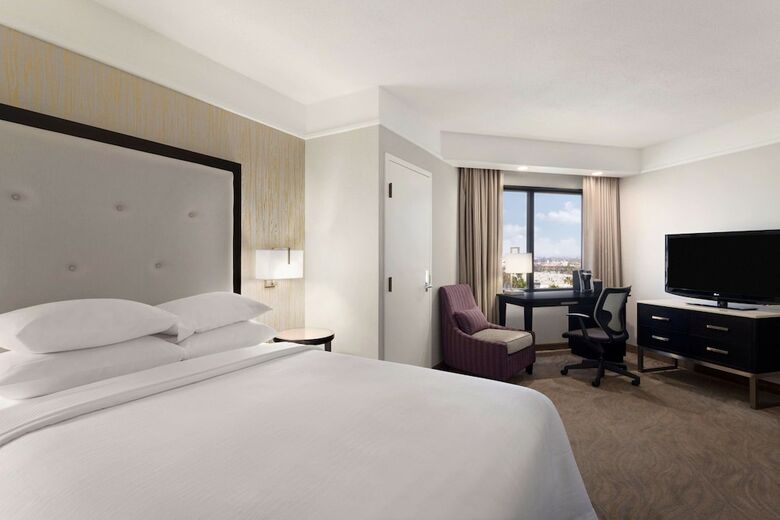 Hotel Embassy Suites Irvine - Orange County Airport