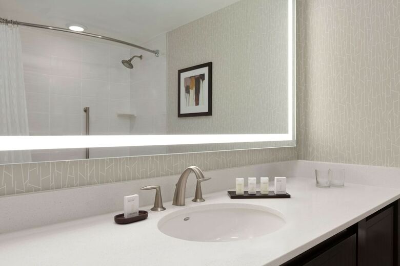 Hotel Embassy Suites Irvine - Orange County Airport
