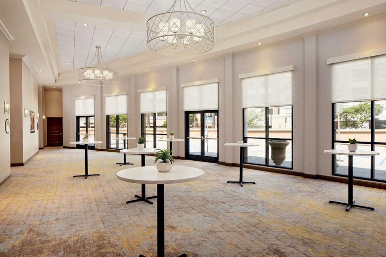 Doubletree Hotel Santa Ana/orange County Airport