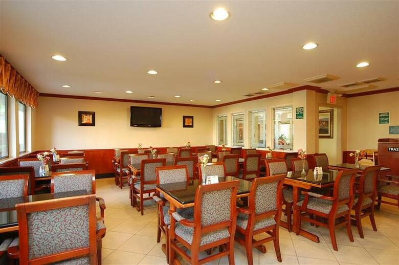 Hotel Best Western Orange County Airport North