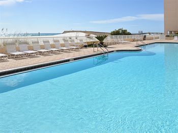 Hotel Resortquest Rentals At Islander Condominiums