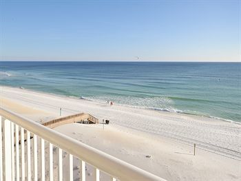 Hotel Resortquest Rentals At Islander Condominiums