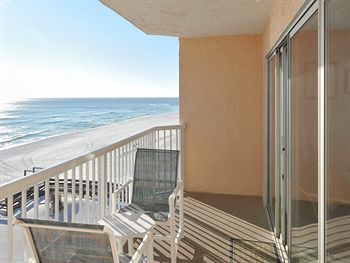 Hotel Resortquest Rentals At Islander Condominiums