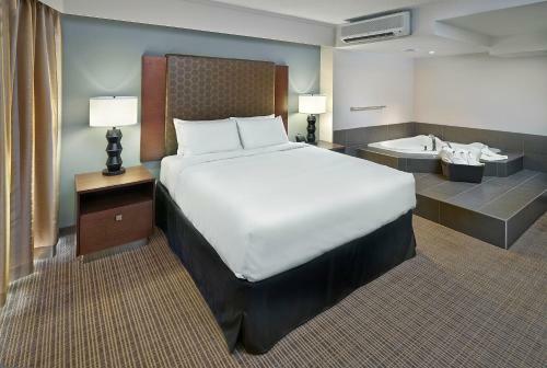 Doubletree By Hilton Hotel & Conference Centre Regina