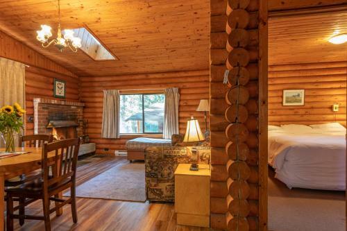 Hotel Cusheon Lake Resort