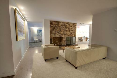 Aparthotel Condos H�tel Val-des-neiges - Le C�leste