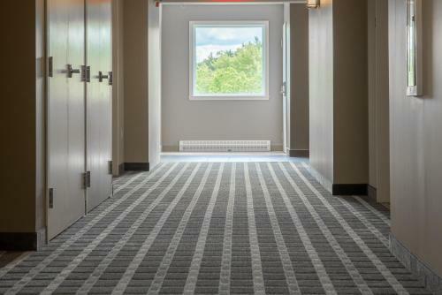Hotel Super 8 Mont Laurier