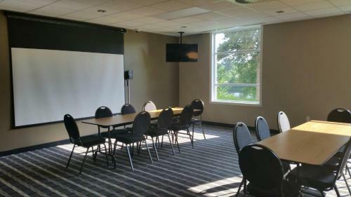 Hotel Super 8 Mont Laurier