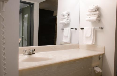 Hotel Imperial Inn Medicine Hat