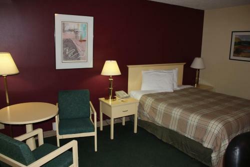 Hotel Northwoods Inn & Suites
