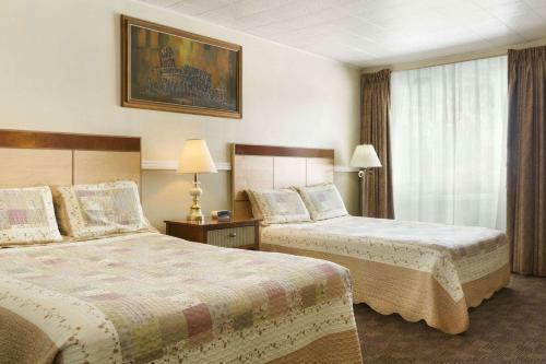 Hotel Thriftlodge Cochrane