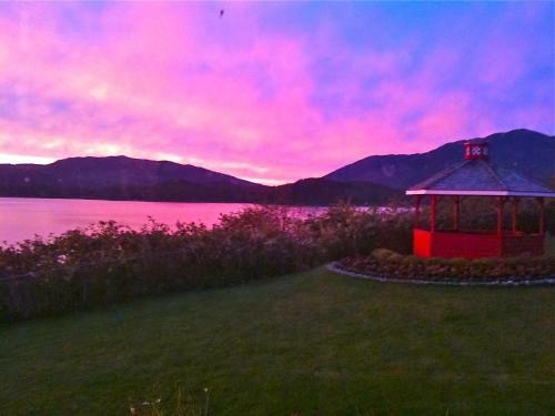 Bed & Breakfast Pillsbury Guest House