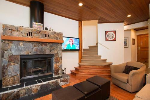 Apartamento Rainbow By Outpost Whistler