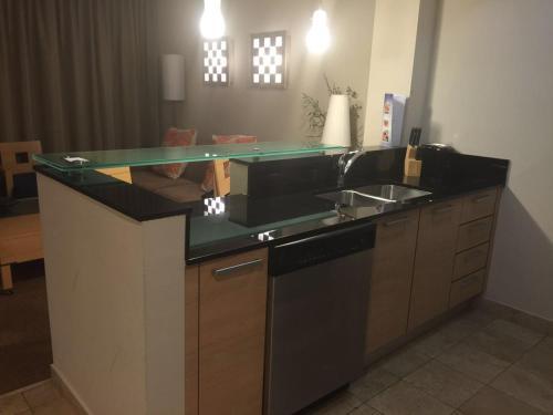 Sunny Isles Beach Marenas Apartment
