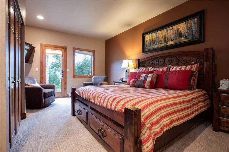 Churchill Lodge South