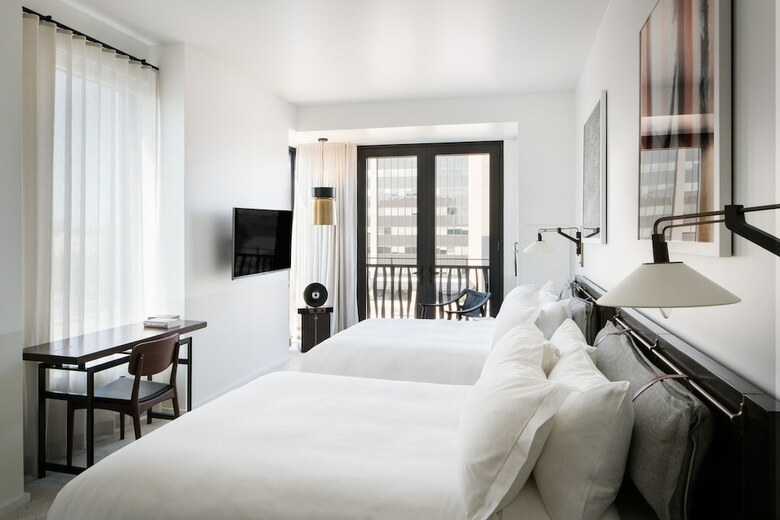 Halcyon - A Hotel In Cherry Creek