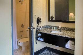 Hotel Quality Inn & Suites