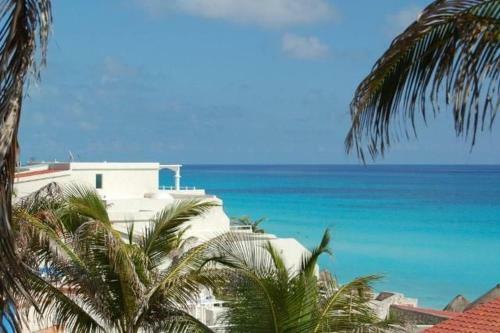 Cancun Beach Aparthotel By Solymar