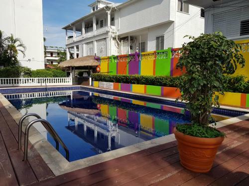 Radisson Fort George Hotel & Marina
