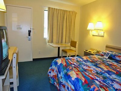 Hotel Motel 6 Carlsbad South