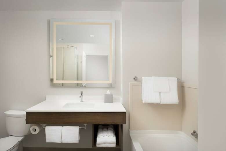 Hotel Holiday Inn Express Jacksonville Beach