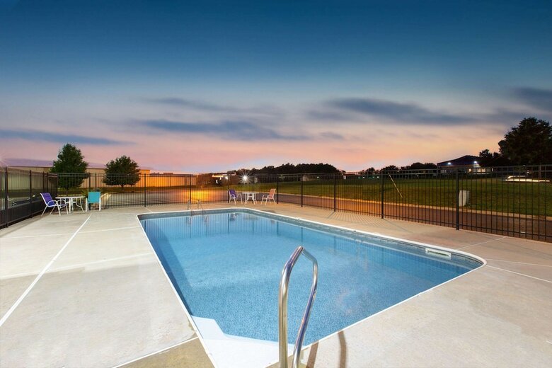 Hotel La Quinta Inn & Suites Blue Springs