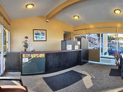 Hotel Relax Inn And Suites