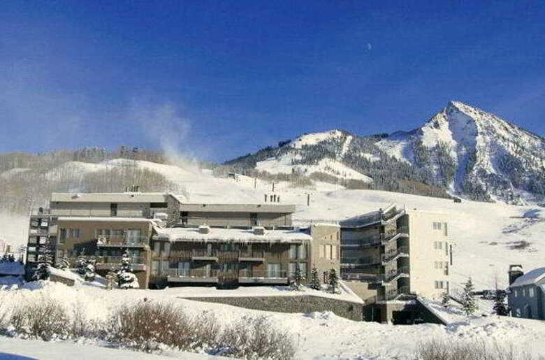 Hotel Gateway Condominiums