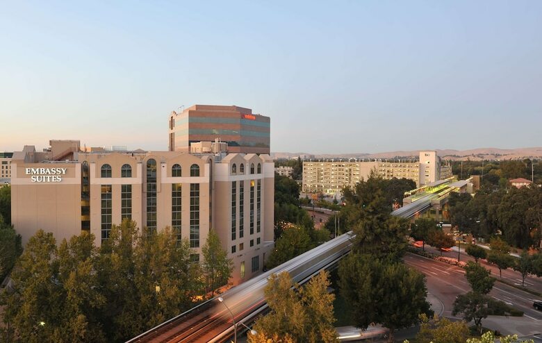 Hotel Embassy Suites Walnut Creek