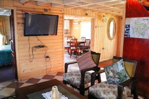 Hostal Caba�as Los Tilos