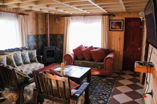 Hostal Caba�as Los Tilos
