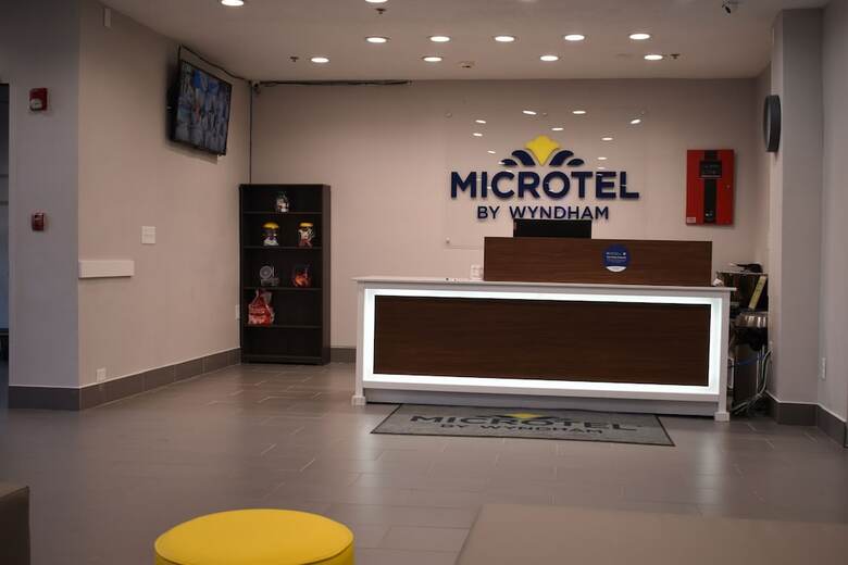 Hotel Microtel Inn & Suites Eagles Landing