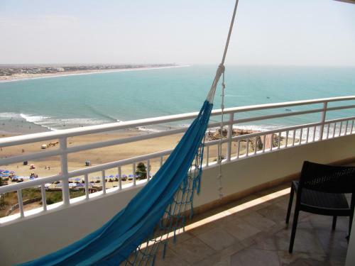 Apartamento Penthouse De Lujo. Carabelas De Col�n