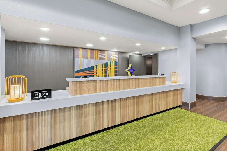 Hotel Spark By Hilton Fountain Hills Scottsdale