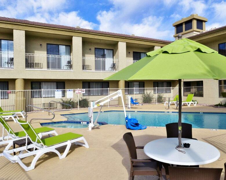 Hotel Spark By Hilton Fountain Hills Scottsdale
