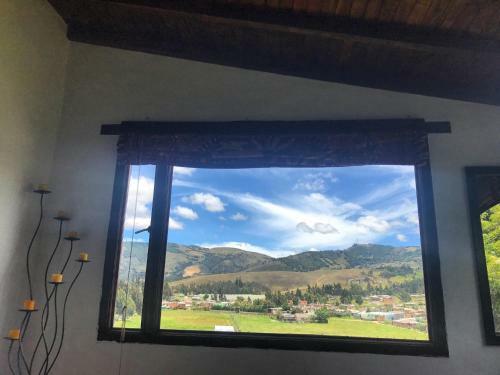 Bed & Breakfast Hostal Casa Lantana